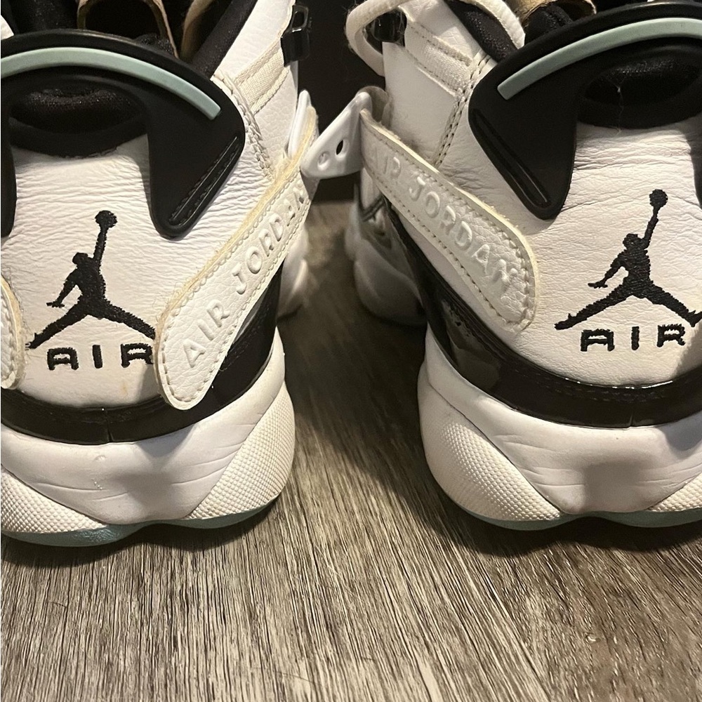 Jordan 6 Rings - Picture 5 of 7
